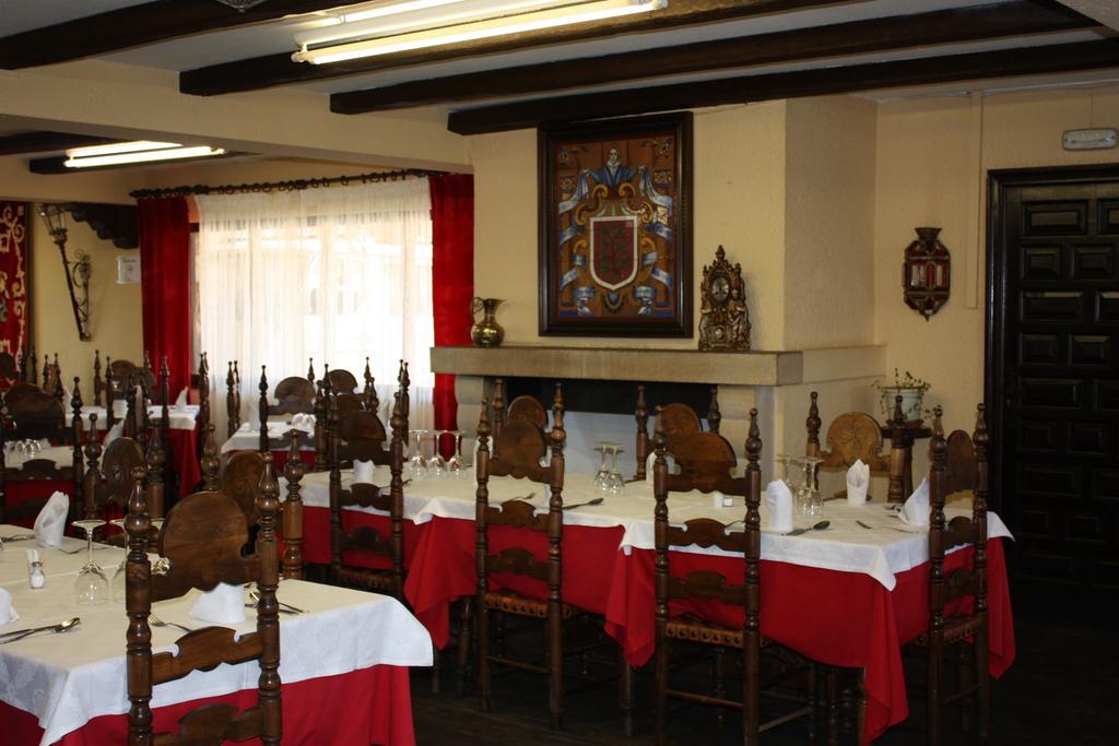 Hotel Restaurante Astorga Прадоррей Экстерьер фото